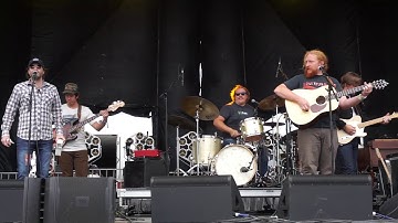 Tyler Childers, Wheeler Walker JR & Sturgill Simpson Sit on my Face