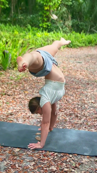 Guess how long I held this? #stretching #flexibility #yogagirl