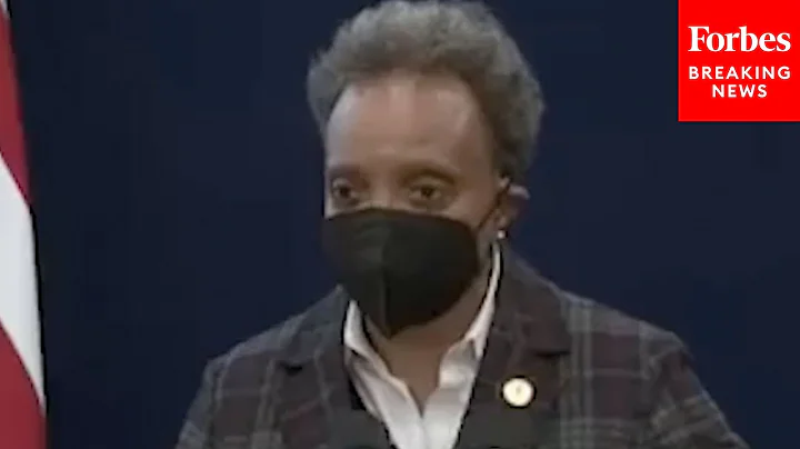 Lori Lightfoot Encourages Chicago Citizens To Wear...