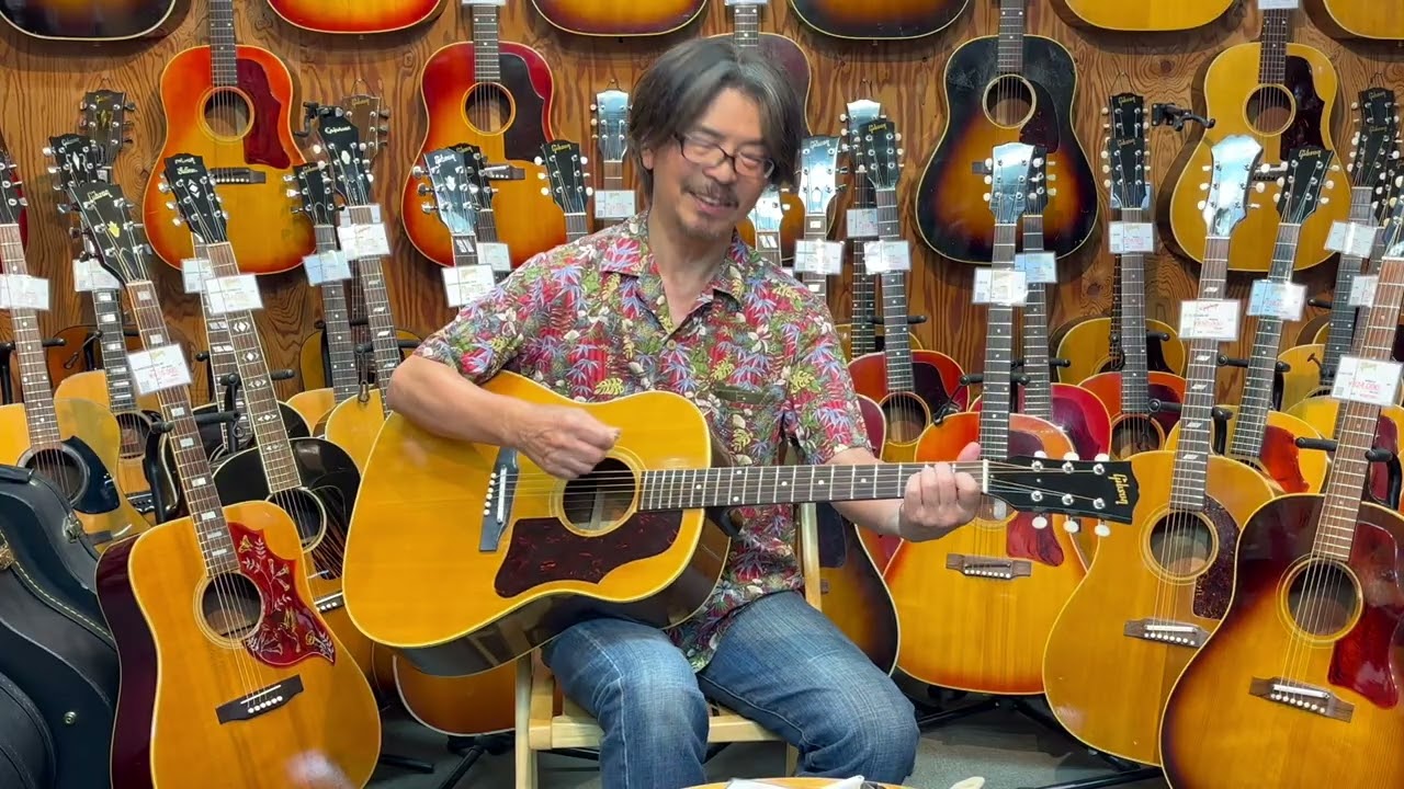 GIBSON J 50 1963 - YouTube