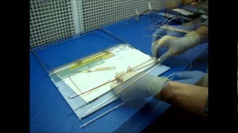 LTN154U1-L01, How to Install LED Backlight