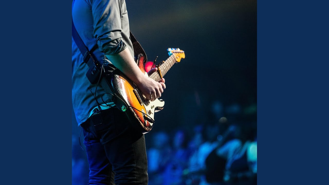 Tonton lead guitar melody di YouTube