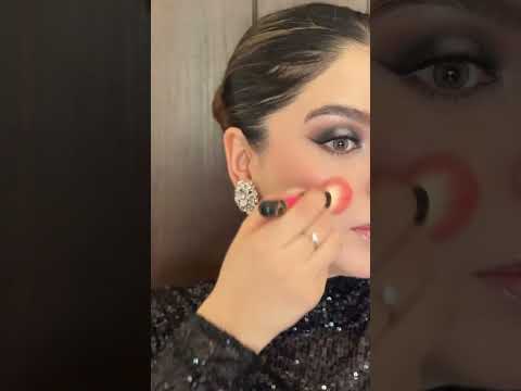 Smoked to Perfection 🖤 #beautywithzarpash #makeup #makeuptutorial #eyemakeup #glammakeuplook