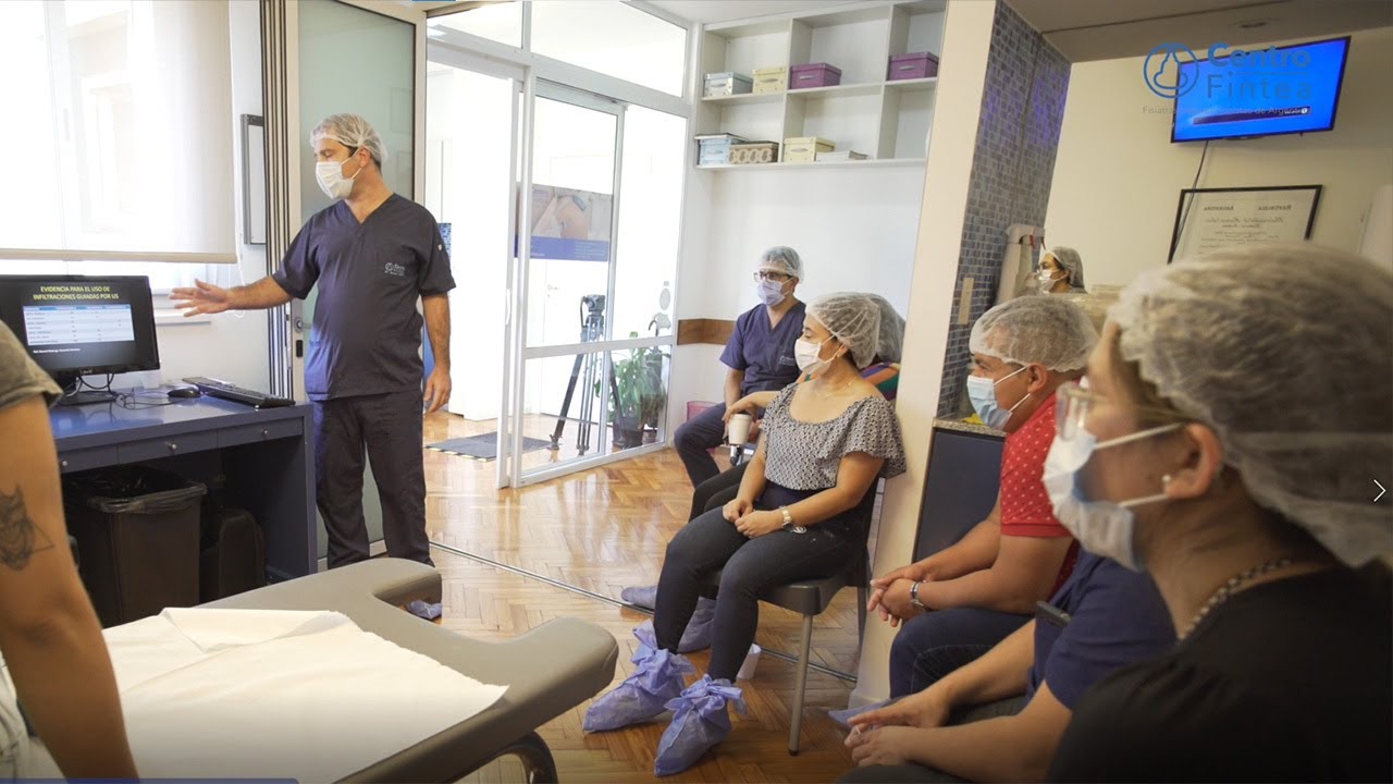 Capacitaciones para profesionales médicos - YouTube