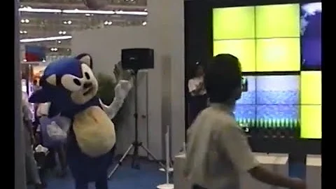 A Japanese man dressed as Sonic dancing at Tokyo T...