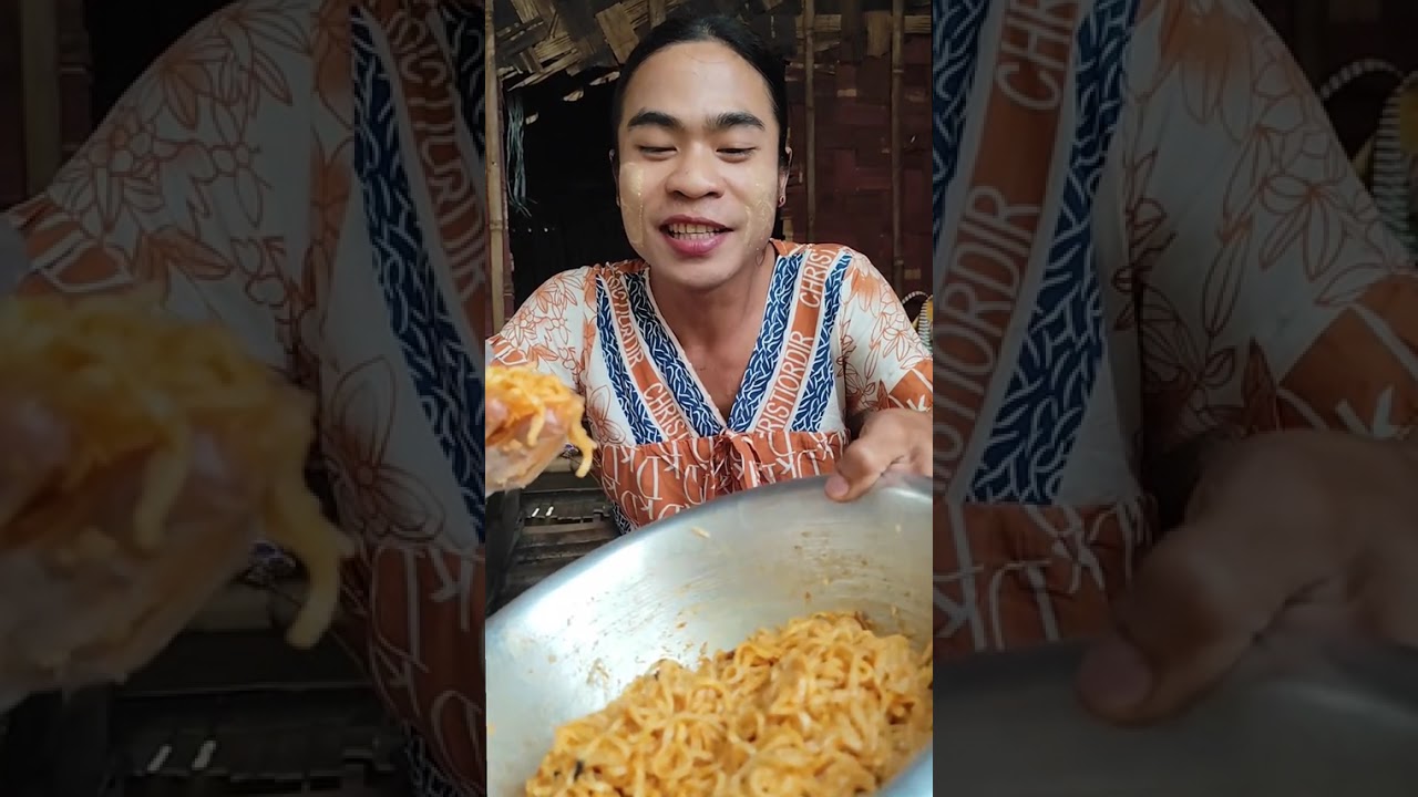 မိုးအုံ့အုံ့လေးနဲ့