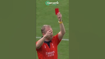 Great sportsmanship by Antoine Dupont after a red card offense on Cheslin Kolbe. #rugby #shorts