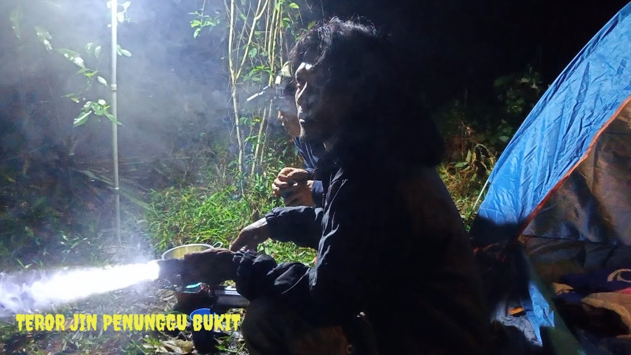 Horor,, teror jin penggu bukit kecil