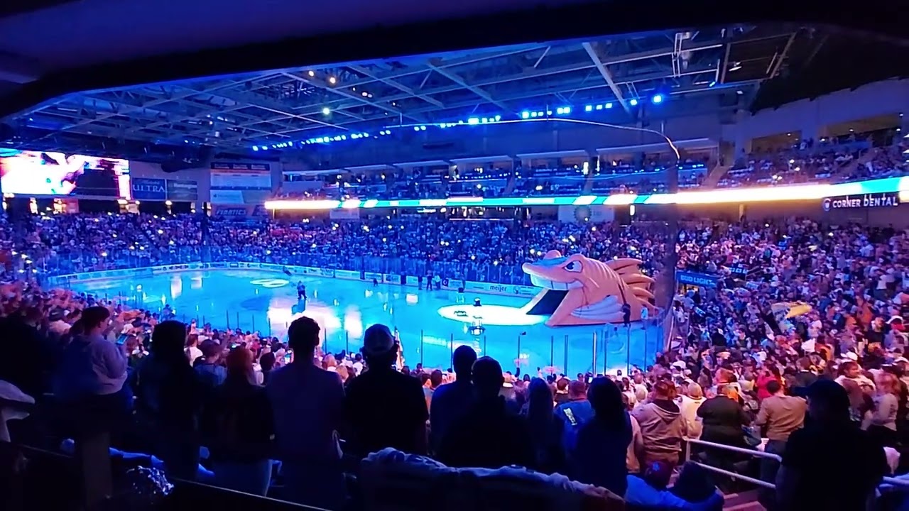 Toledo Walleye VS Florida Everblades. Kelly Cup Final game 2 The