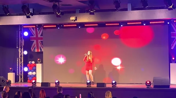 Ruby Arnold, singing I see Red. Parkdean sandford ...