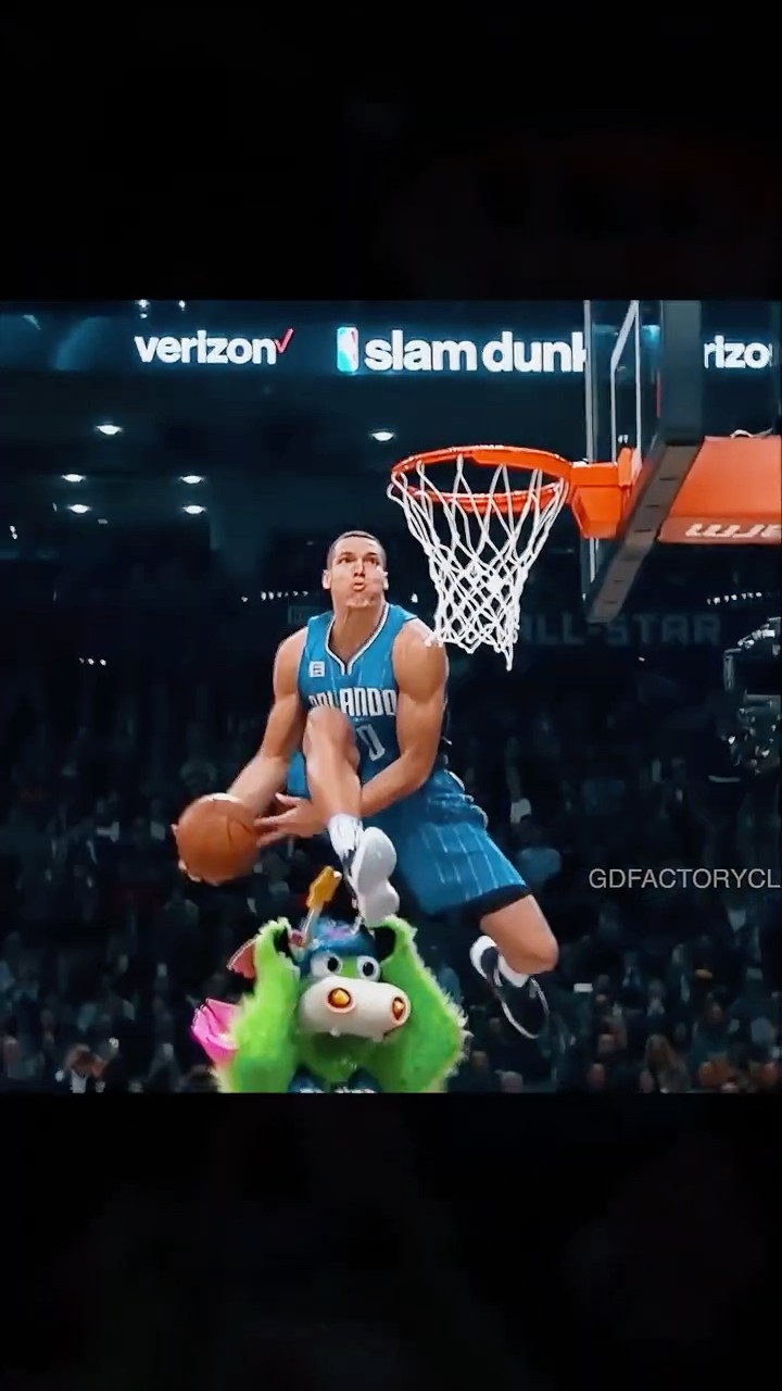 The Greatest Dunk Contest ??