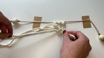 Macrame knot tutorial: double half hitch knot / cordonknoop