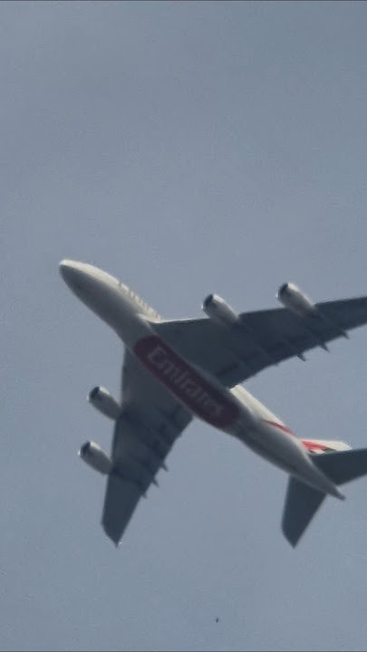 #emirates #airbusa380 livery is beautiful #aviationgeek #planespotting #aviationdaily