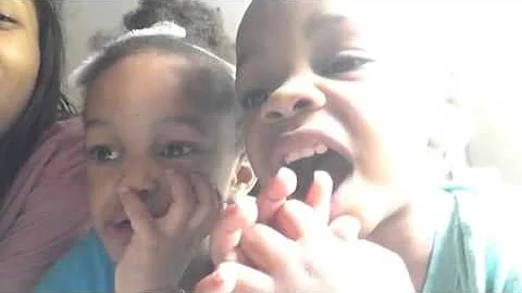 Gabriel and Alana sing hallelujah