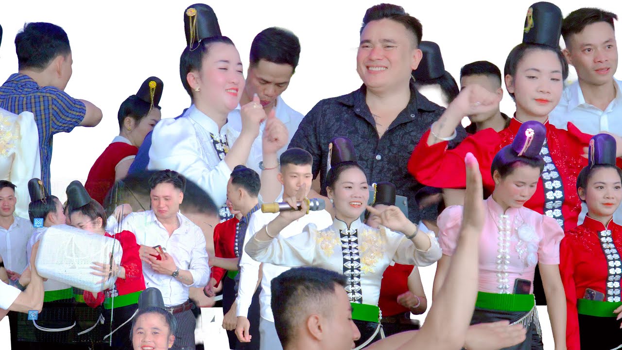 CHỊ EM HUA NÀ NHẢY CỰC SUNG TẠI LỄ VU QUY CỦA (THỊ NGA&VĂN NGHIÊM)