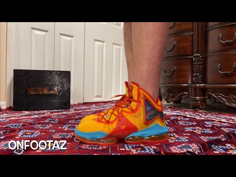 Nike LeBron 19 Tune Squad