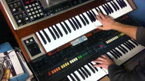 Memorymoog & Jupiter8 arpeggiators...