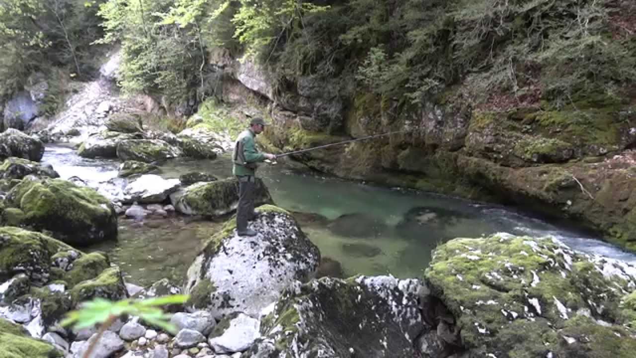 Peche de la truite au toc dans la bourne