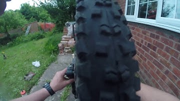 Maxle thru-axle 20mm 15mm Stuck in Forks Solved release fix