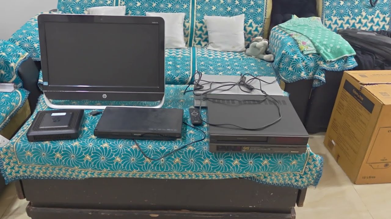 👉 SOLD 👈 Rare Vintage Electronics Sale | VHS, DVD & HP PCs