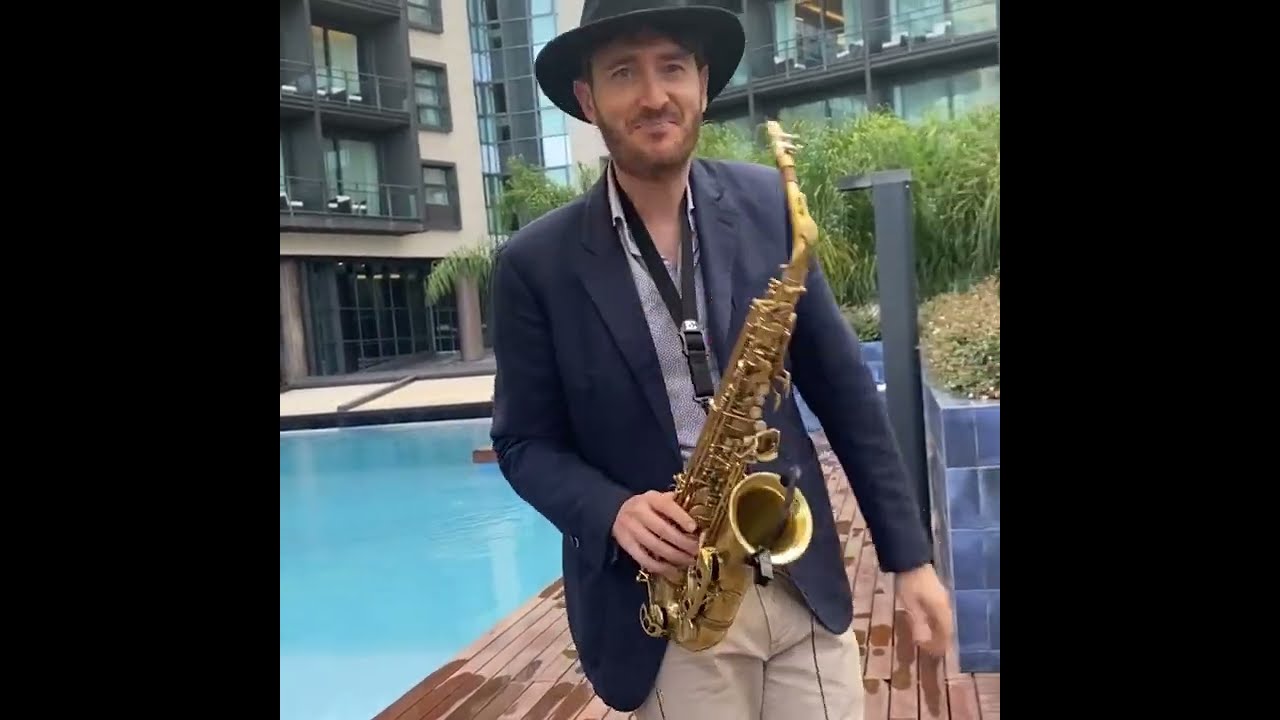 Flowers - Miley Cyrus (Saxophone Cover)