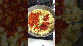 بيتزا سحرية و فورية على السحوربدون طحين وعجين ?Pizzaphore without flour and dough #shorts