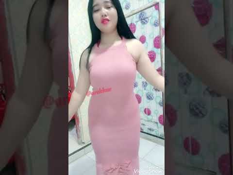 Tante cantik baju ketat goyang gemulai... asyik CUY