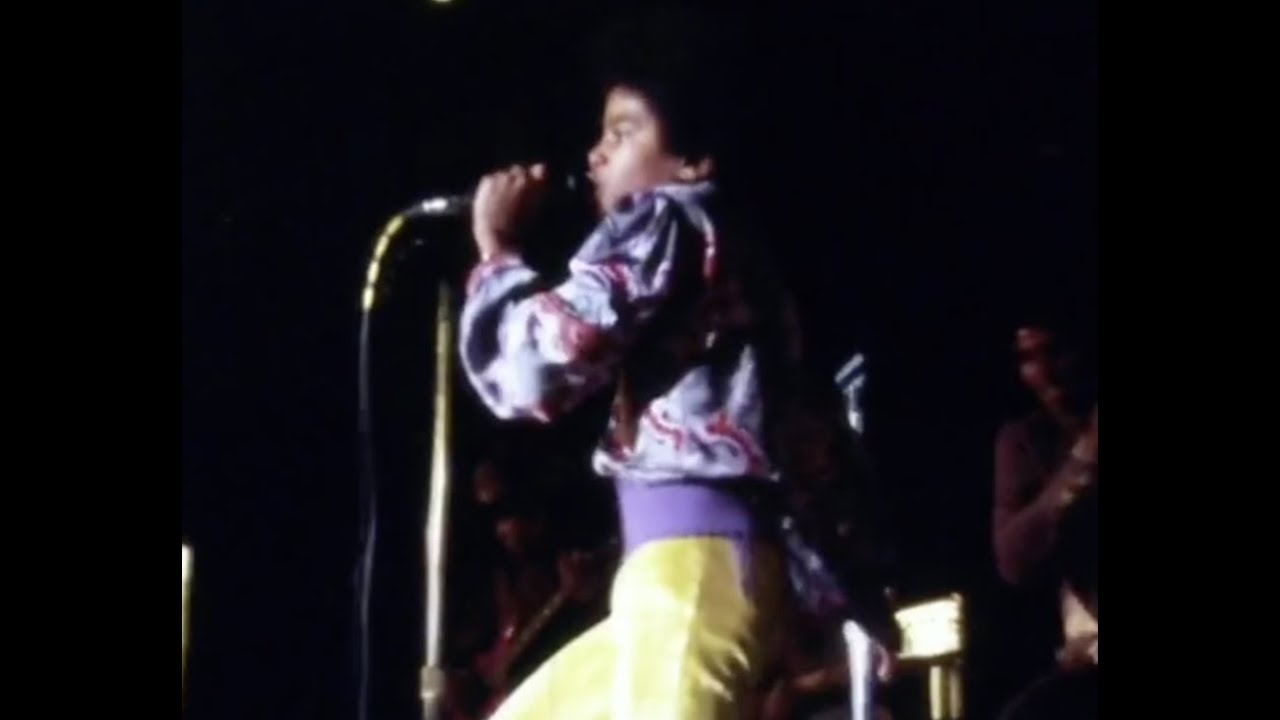 THE JACKSON 5 - 'Who's Lovin You' Live 1971  my edit ft RARE clips from 1970 - 1972