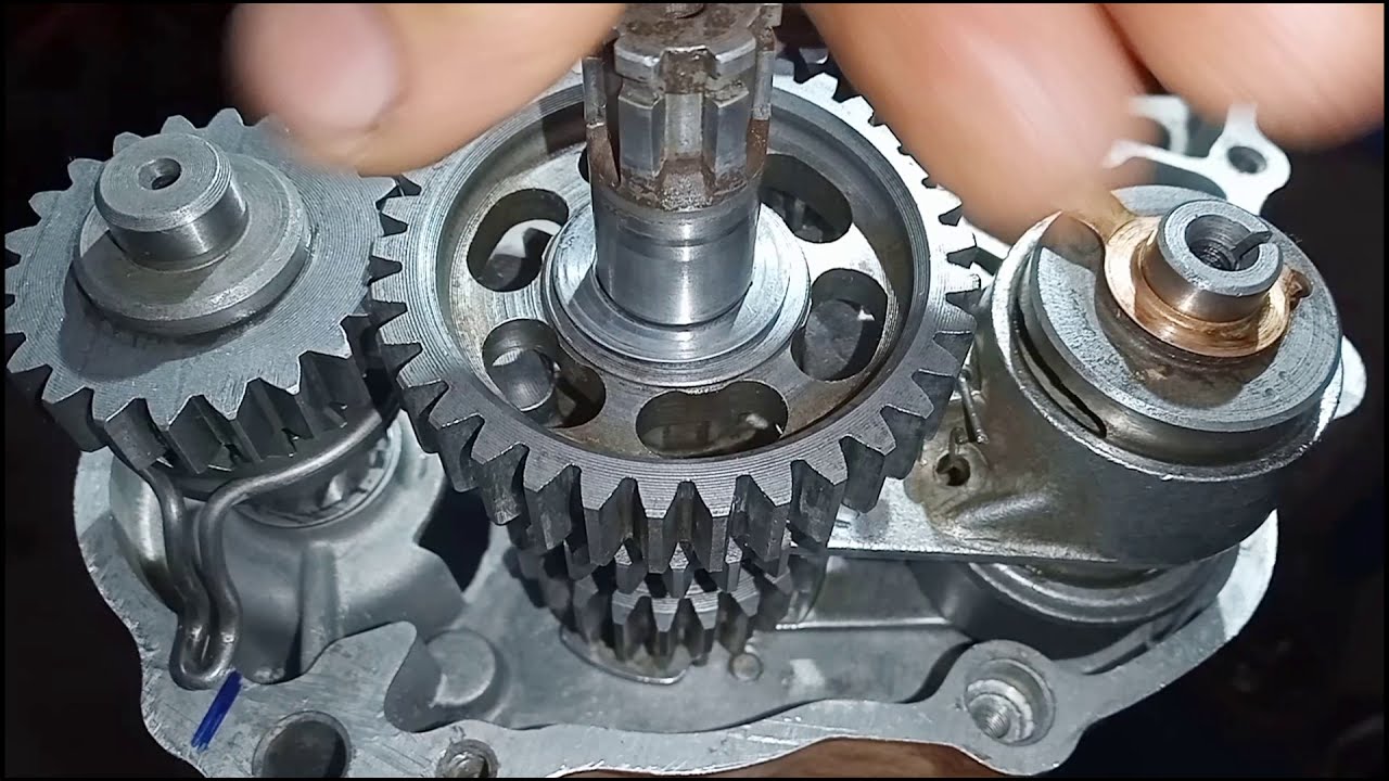 Como Montar Caixa de Marchas, Cambio da Biz 100, Sundown Super 100 e Sinquetinha e Outras!