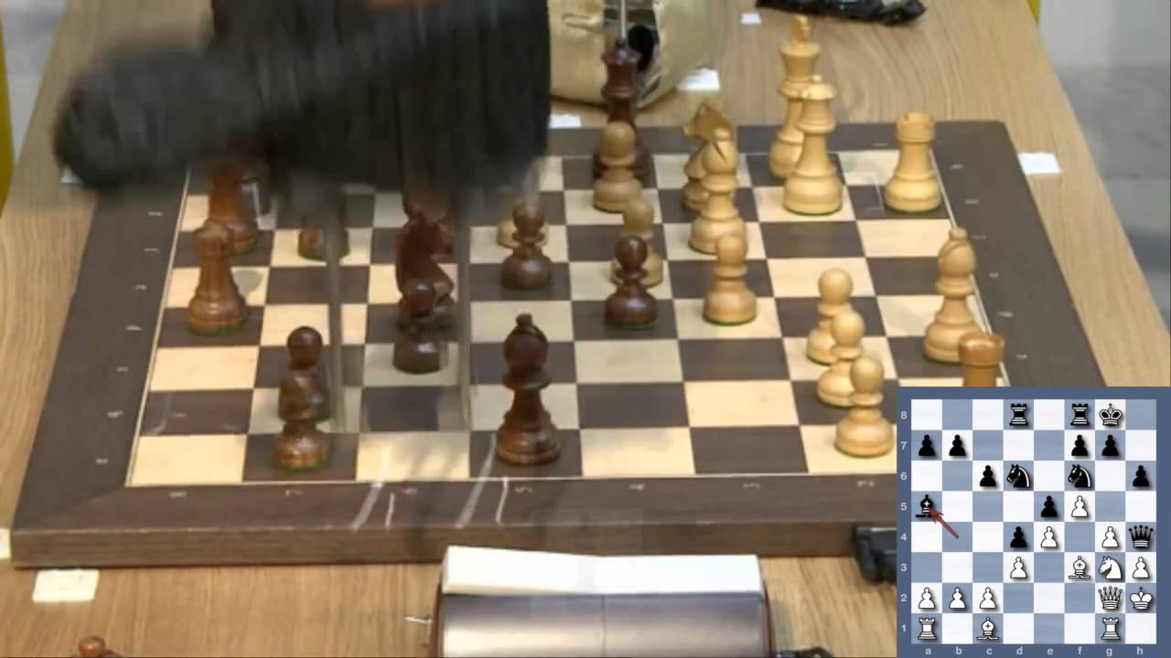 Human Beats Chess Computer Youtube