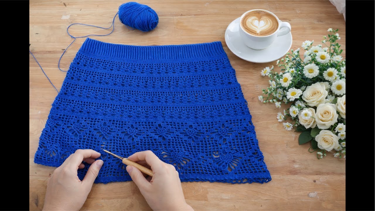 CrochetMom Live | M17 - Crochet Mid Skirt - 03032026