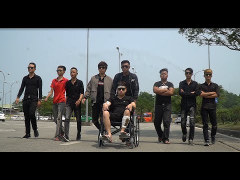 Huyle đón Hayzo ở Sân Bay