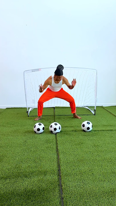 Guess The FAKE Soccer Ball!