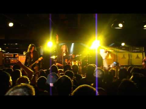 SLASH feat. Myles Kennedy - Back to Cali - Medina Entertainment Center - Minnesota - 2010