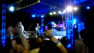 Kevin Fowler - that girl (Chorus)