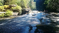 Lake Creek Falls & Slide Rock Swimming - Oregon