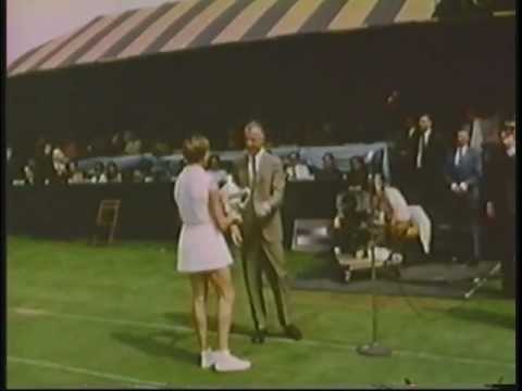 Nancy Richey vs Margaret Court, 1969 US Open, Fore...