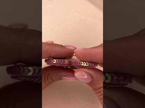 Обработка края броши ПАЙЕТКАМИ 🔴🔴🔴 #handmade #брошь #мкброшь #украшения #брошиназаказ #брошка