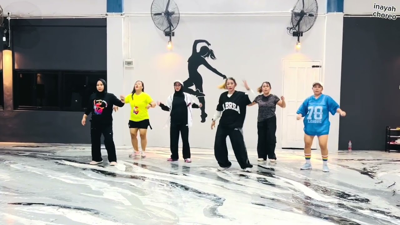 HEY BEBE - RINA | ZUMBA | DANCE | FITNES | WORKOUT | Choreo | INAYAH