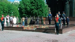 В Воронеже Вечный огонь от могилы Неизвестного Солдата в Москве