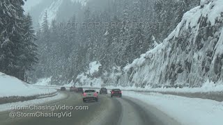 Snoqualmie Pass WA Heavy Snow and slick conditions - 2016