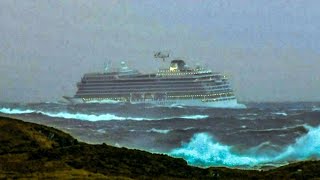 Пассажирский Круизный лайнер попал в 9-бальный шторм. Cruise ship in a storm