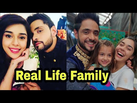 Eisha Singh Real Life Family