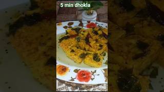 microwavedhokla#trending #food#viral#microwavemeals #dhoklarecipe#steamrecipe #easycooking#breakfast