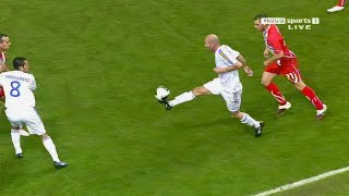 Even Retired Zinedine Zidane Still Played Magical Football In 2010