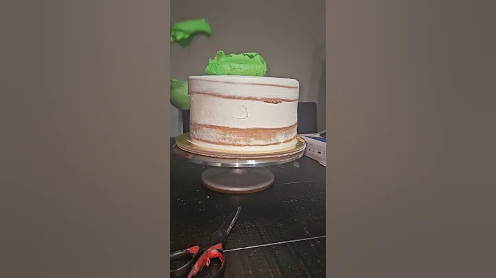 BABY SHOWER SAFARI CAKE 🐆🦒🐘🐒🤎💚 #baby #shower #cake #safari #theme