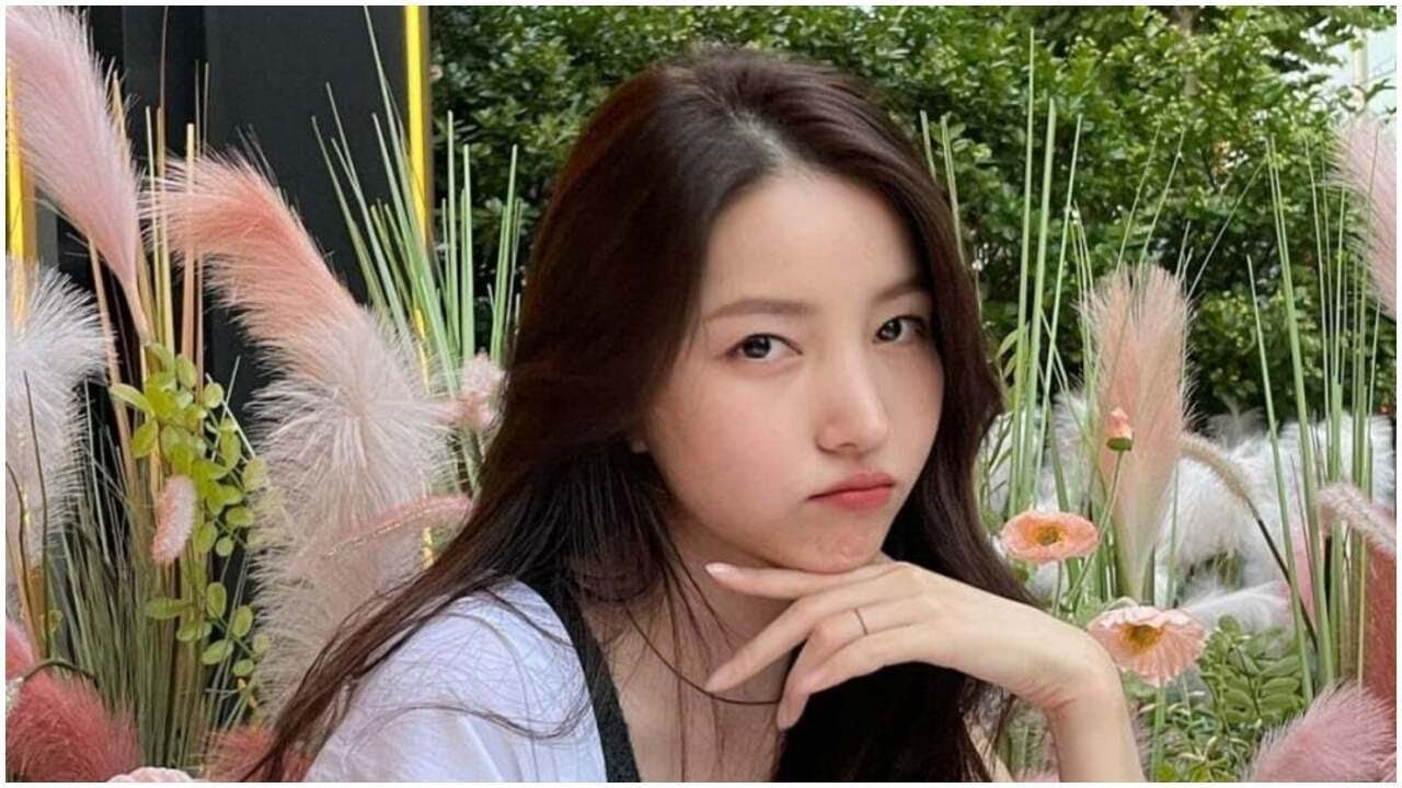 Former GFriend member Sowon signs exclusive contract with new agency OUI Entertainment to continue a
