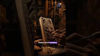 Suku Asmat di Papua terkenal dengan seni ukir kayunya yang punya karakter sangat khas!