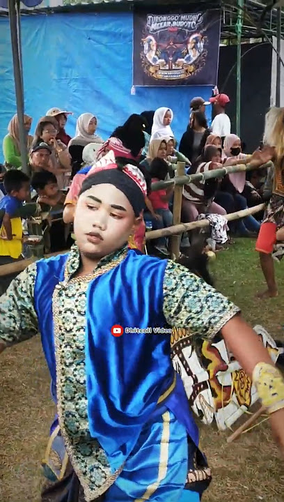 nadyan awak e gendut tapi tak kalah lincah dengan yg berbadan  kerempeng oke iyesss #jathilankeren