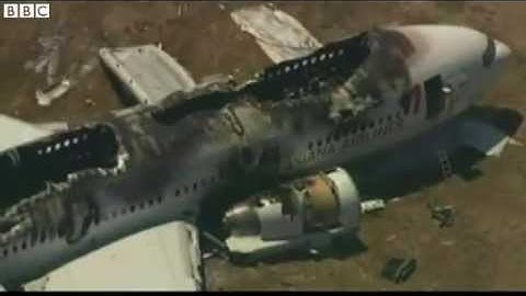BBC News   San Francisco crash Boeing 777  #039;tried to abort landing #039; mp4